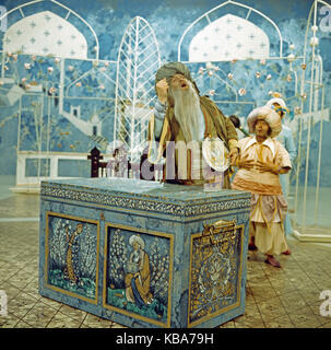 Der Barbier von Bagdad, Opernaufführung, Deutschland 1979, Mitwirkende: Kammersänger Karl Ridderbusch (mit langem Bart) Foto Stock