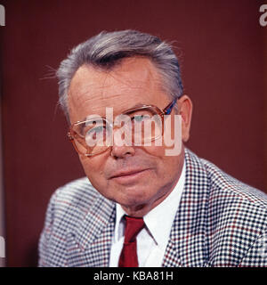 Aktenzeichen xy ungelöst, Sendereihe, Deutschland, Fahnder: Eduard Zimmermann Foto Stock