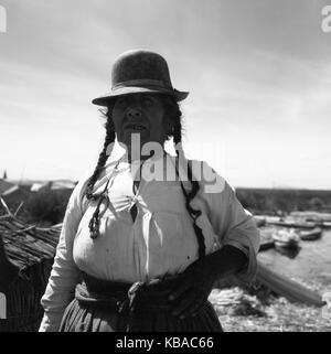 Seri: Menschen um den Ttitcaca vedere, Perù 1960er Jahre. Serie: persone intorno al lago Titicaca, Perù 1960s. Foto Stock