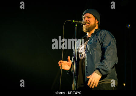 Il cantante americana, musicista e compositore John Grant esegue un concerto dal vivo presso il norvegese music festival Bergenfest 2015 a Bergen. Norvegia, 12/06 2015. Foto Stock