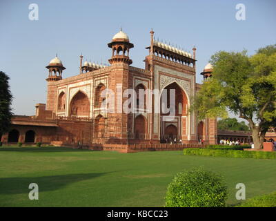 Eingang Gebäude zum Taj Mahal di Agra - ingresso al Taj Mahal di Agra Foto Stock