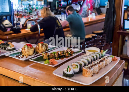 Richmond Virginia, Fan District, Sticky Rice, cucina asiatica, ristoranti, ristoranti, cibo, caffè, ristoranti, sushi roll, interno, banco, pronto Foto Stock