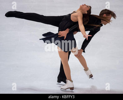 Oberstdorf, Germania. Trentesimo Sep, 2017. allison reed (l) e saulius ambrulevicius dalla Lituania durante la danza su ghiaccio la concorrenza della serie Challenger nebelhorn trophy a Oberstdorf in Germania, 30 settembre 2017. Credito: Pietro kneffel/dpa/alamy live news Foto Stock