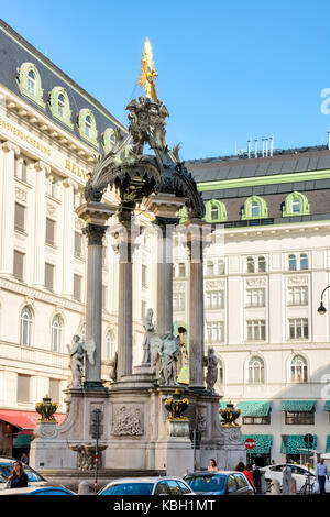 VIENNA, AUSTRIA - 29 AGOSTO: La fontana Josefsbrunnen a Hoher Markt a Vienna, Austria, il 29 agosto 2017. La fontana fu costruita nel 1732. Foto Stock