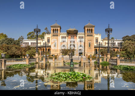 Museo delle arti e tradizioni di Siviglia Foto Stock