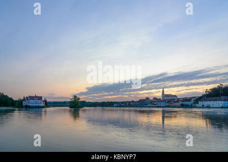 Fiume Inn, la cittadina di Schärding, castello Schloss Neuhaus am Inn, Schärding, Innviertel, Oberösterreich, Austria superiore, Austria Foto Stock