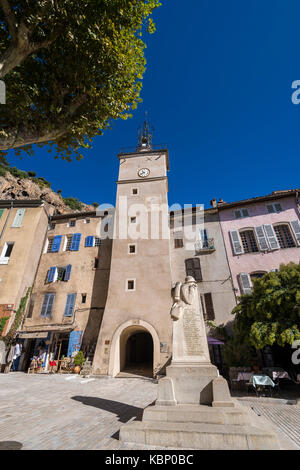 Place de la Mairie ,paesino Cotignac Provence Verte / Provence Alpes Côte d'Azur, Var Francia (83), Foto Stock