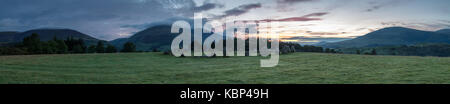 Appena prima del tramonto su blencathra e Castlerigg Stone Circle Foto Stock