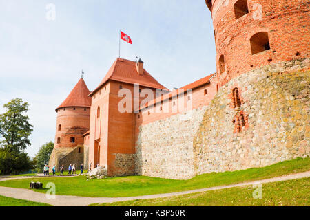 Ingresso e torri angolari di Trakai island castle Foto Stock