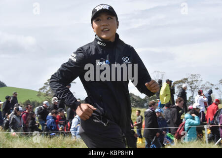 Auckland, Nuova Zelanda. 01 ott 2017. Nuova Zelanda lydia ko reagisce durante il round finale del mckayson nuova zelanda donna aperta a windross farm di Auckland, in Nuova Zelanda il Ott 1, 2017. dotata di numero uno al mondo lydia ko, il mckayson nuova zelanda open femminile è in assoluto il primo lpga tour evento per essere giocato in Nuova Zelanda. Credito: Shirley kwok/Pacific press/alamy live news Foto Stock