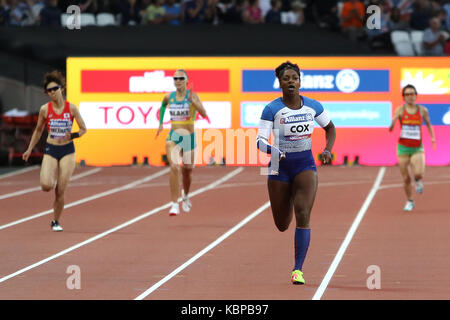 Kadeena COX di Gran Bretagna vince l'oro nel femminile 400 m T38 finale al mondo Para Championships di Londra 2017 Foto Stock