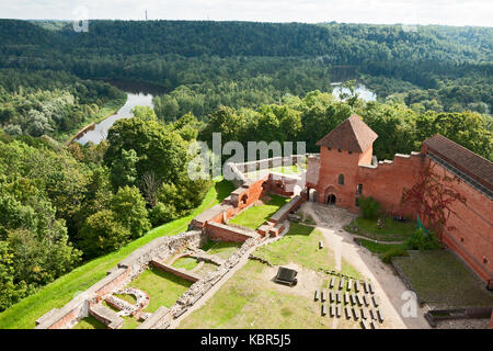 Il vecchio castello turaida a Sigulda, Lettonia Foto Stock