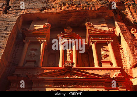 Khazne al firaun, al tesoro khazneh edificio, Petra Wadi musa, Giordania Foto Stock