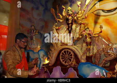 La durga puja festival & magnifico idolo dea durga Foto Stock