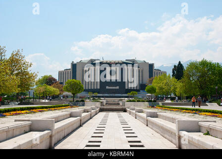 Sofia, Bulgaria - aprile, 30: Palazzo nazionale della cultura è il più grande congresso multifunzionale, conferenze, convegni e il centro espositivo in sud Foto Stock