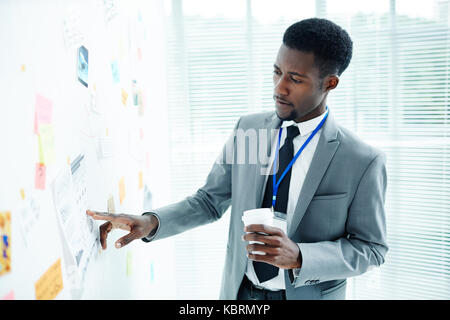 Agente fbi avvolto in un lavoro Foto Stock
