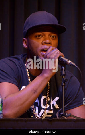 New York, NY, Stati Uniti. 30th settembre 2017. Al Circle of Sisters EXPO, sabato 30 settembre 2017 presso il Jacob Javits Convention Center di New York. Credito: Raymond Hagans/Media Punch/Alamy Live News Foto Stock