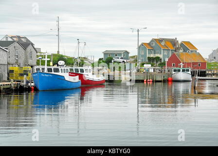 Porto e città di Peggy's Cove sulla sponda orientale del St. Margaret's Bay a Halifax, Nova Scotia, Canada Foto Stock