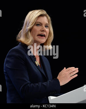 Istruzione segretario justine greening, parla al congresso del partito conservatore al Manchester Central convention complex in Manchester. Foto Stock