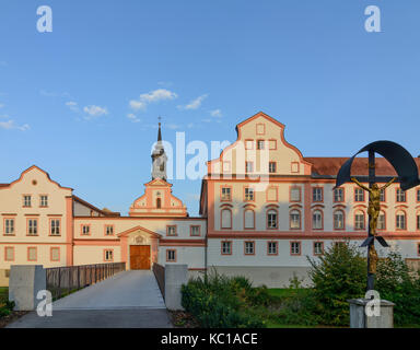 Castello Schloss Neuhaus, Neuhaus am Inn, Niederbayern, Bassa Baviera, Baviera, Baviera, Germania Foto Stock