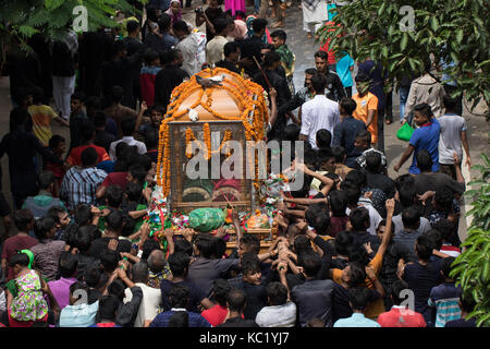 Un enorme corteo di Muharram Credito: Azim Khan Ronnie/Alamy Live News Foto Stock