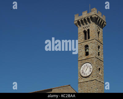 Campanile della cattedrale di Fiesole (il Duomo), Fiesole, vicino a Firenze in Toscana, Italia Foto Stock