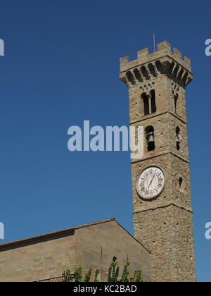 Campanile della cattedrale di Fiesole (il Duomo), Fiesole, vicino a Firenze in Toscana, Italia Foto Stock