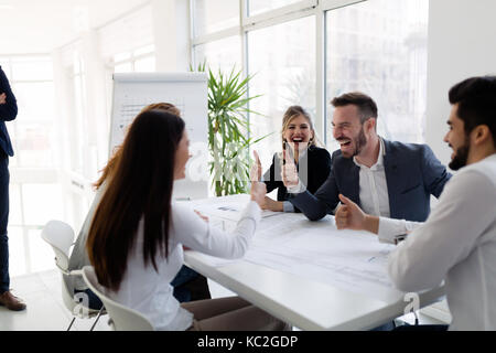 Il gruppo di architetti che lavorano insieme sul progetto Foto Stock