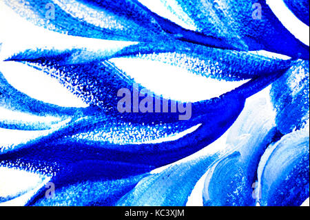 Disegno astratto spazzola in forma di foglie di vernice blu Foto Stock