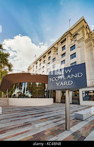 New Scotland Yard, London Metropolitan Police headquarters. Foto Stock