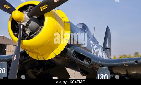 Esempio originale di un documento Goodyear FG-1D Corsair sul display statico all'IWM Duxford 2017 Battaglia di Bretagna air show Foto Stock