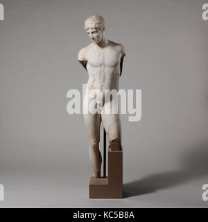 Statua in marmo di una gioventù, Imperiale, I secolo D.C., romana, marmo, Pentelic, H. 45 3/4 in. (116,2 cm), scultura in pietra, Romana Foto Stock