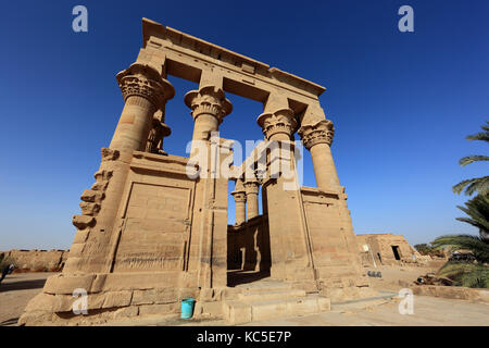 Parte del tempio di Iside di Philae, Traiano, chiosco sull'isola agilkia, Egitto Foto Stock