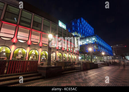 Tempo di notte vista di Birmingham Repertory Theatre, REGNO UNITO Foto Stock