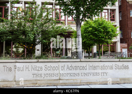 Washington DC, Massachusetts Avenue, Johns Hopkins University, School of Advanced International Studies, DC170527101 Foto Stock