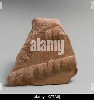 Frammento di vaso, Early Helladic, ca. 3000-2000 A.C., Egeo, terracotta, Altri: 2 3/4a. (7 cm), vasi Foto Stock