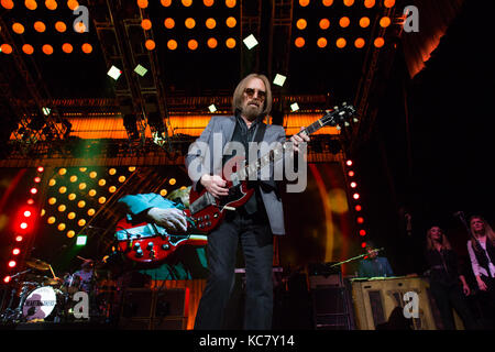 Tom Petty eseguendo in Toronto con la a tutto rock nel 2017. Foto Stock