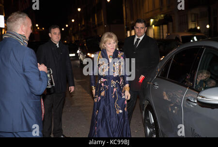 Hannah rothschild ad Harper's Bazaar donne dell'anno awards 2016 a Londra Foto Stock