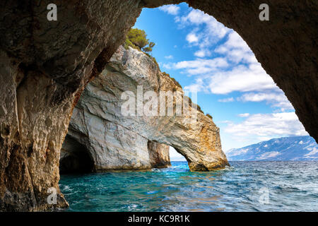 Grotte blu sull'isola di Zante, Grecia. famose grotte blu vista sull'isola di Zante Foto Stock