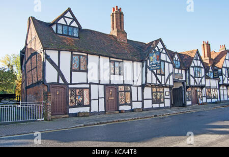 Old Amersham, Buckinghamshire, Kings Arms pub, high street, chilterns; inghilterra, Foto Stock