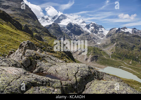 Vista dal susten pass per sustenhorn e il ghiacciaio Stein, Svizzera Foto Stock