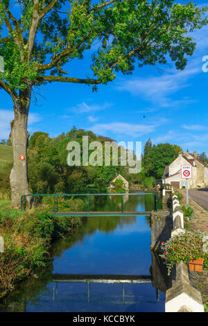 Il villaggio Bligny Sur Ouche, in cote dor, Borgogna, Francia Foto Stock