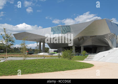 LIONE, FRANCIA, 4 settembre 2015 : il Museo delle Confluenze è un museo di scienza e antropologia inaugurato il 20 dicembre 2014 alla confluenza di Foto Stock