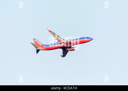 BOSTON USA 06.09.2017 - Southwest Airlines Boeing 737 inizia il decollo all'aeroporto internazionale Logan Foto Stock