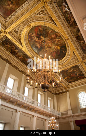 Il rubens soffitto nella sala banchetti a banqueting house, palazzo di Whitehall, Londra Foto Stock