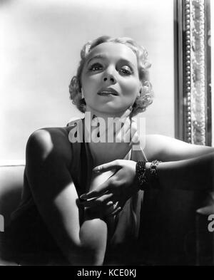 VIRGINIA BRUCE (1910-1982) US singer and film actress about 1935 Foto Stock