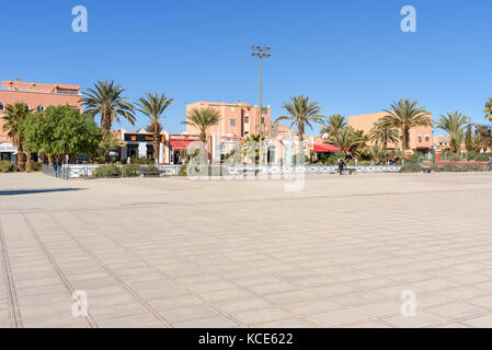 Ouarzazate, Marocco - Jan 4, 2017: Vista della piazza centrale. Area di Ouarzazate è film-making posizione, dove il Marocco il più grande studios Foto Stock