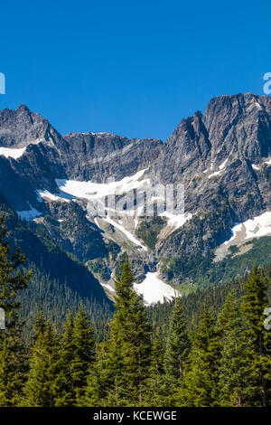 Paesaggio di montagna nel nord cascases parco nazionale nel nord dello stato di Washington negli stati uniti Foto Stock