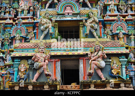Nataraja Tempio con dettaglio di dio indù Shiva, Chidambaram, Tamil Nadu, India Foto Stock