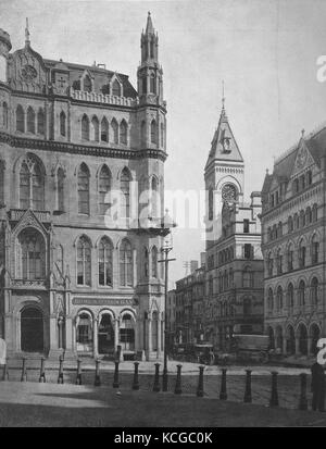 Stati Uniti d'America, città di Boston, punto di incontro di due strade principali di Boylston Street e Tremon Street, a sinistra il Palazzo Freemaurer e a destra la costruzione con il campanile e la casa dell'Associazione Cristiana di giovani uomini, Stato del Massachusetts, digitale migliorata la riproduzione di una foto storiche dal (stimato) Anno 1899 Foto Stock